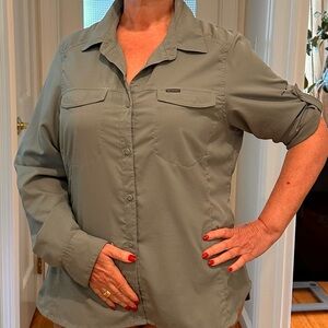 Columbia Women's Button Down Shirt - Olive Green